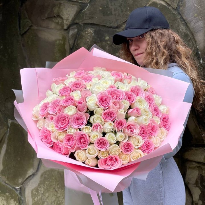 101 роза Миксбери в Подольске